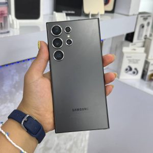 گوشی موبایل سامسونگ Galaxy S24 Ultra کار کرده